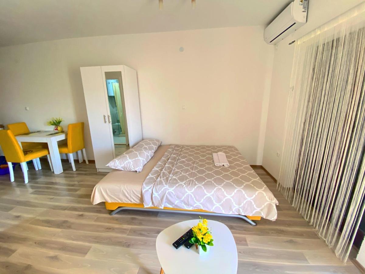 טרביניה Apartmani Ivkovic+ מראה חיצוני תמונה