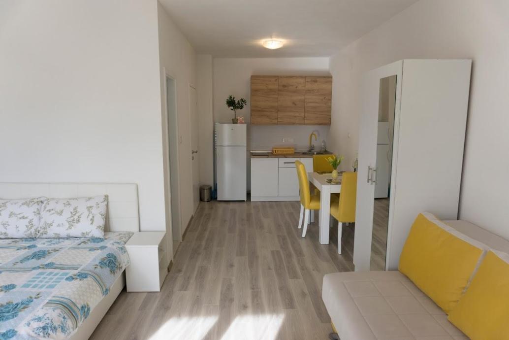טרביניה Apartmani Ivkovic+ מראה חיצוני תמונה