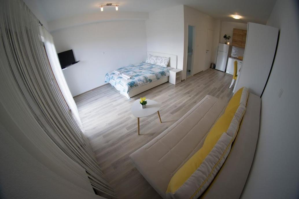 טרביניה Apartmani Ivkovic+ מראה חיצוני תמונה