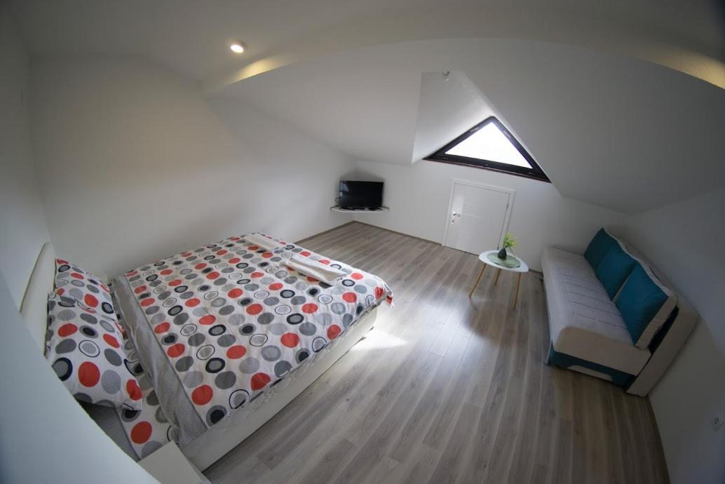 טרביניה Apartmani Ivkovic+ מראה חיצוני תמונה